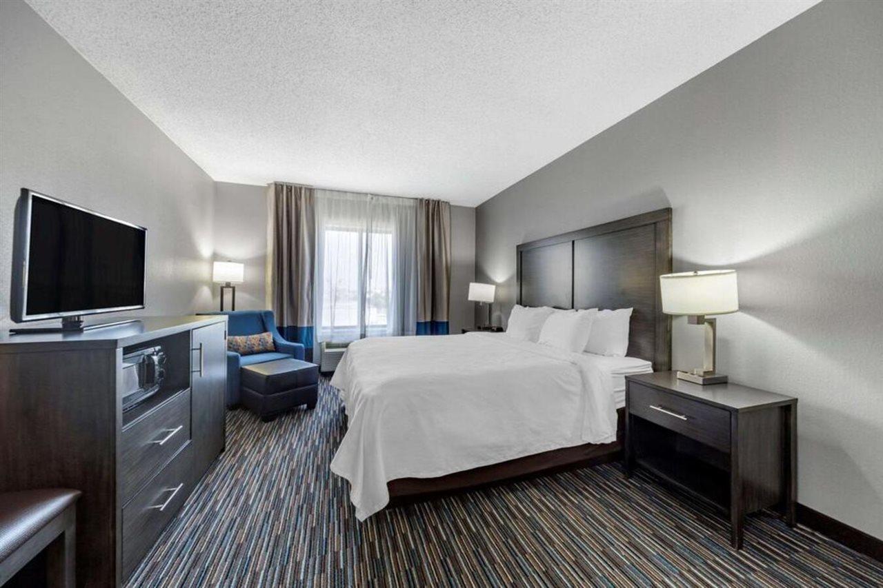 Garner Hotel Oklahoma City - Quail Springs By Ihg Bagian luar foto