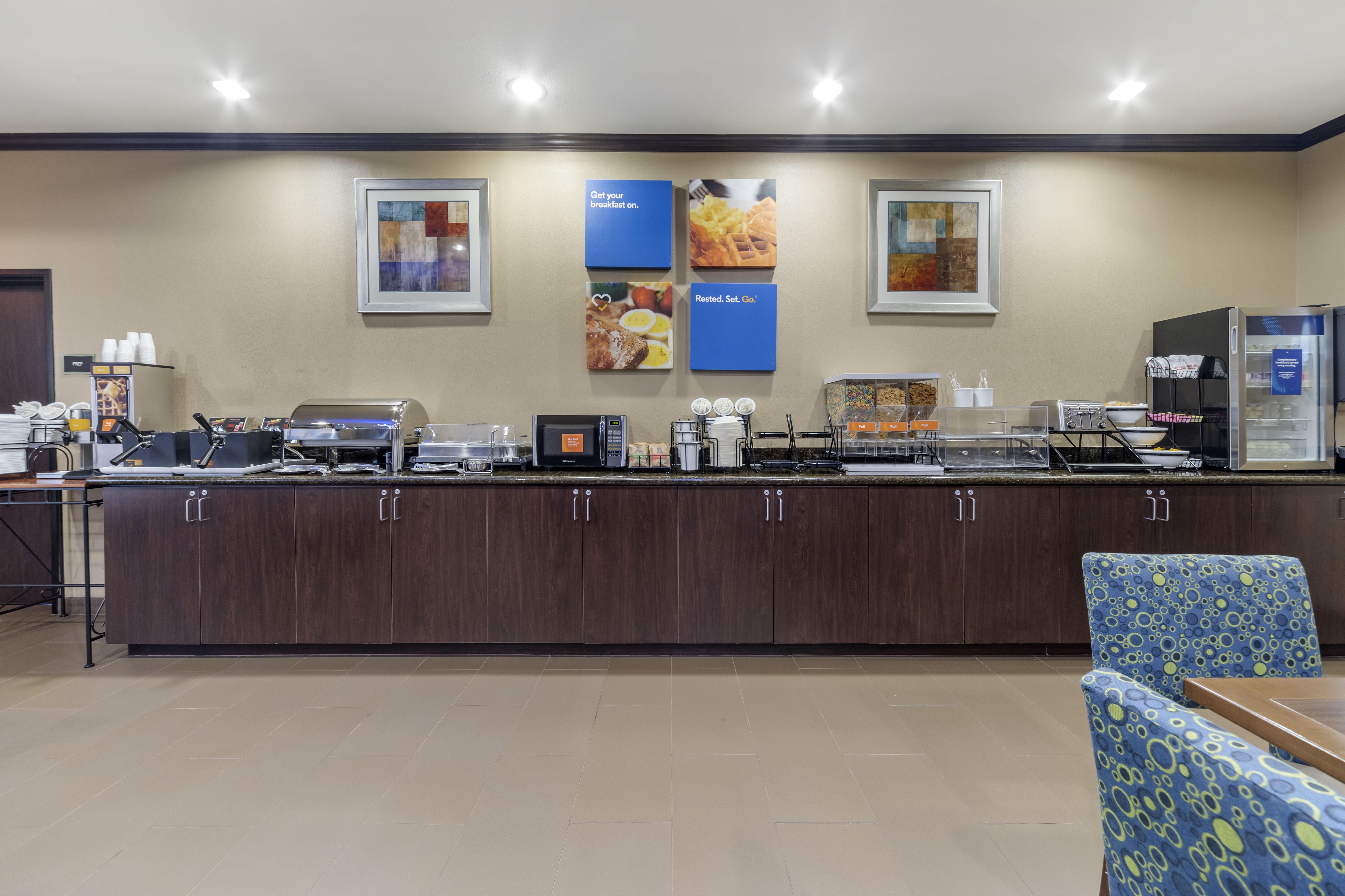 Garner Hotel Oklahoma City - Quail Springs By Ihg Bagian luar foto