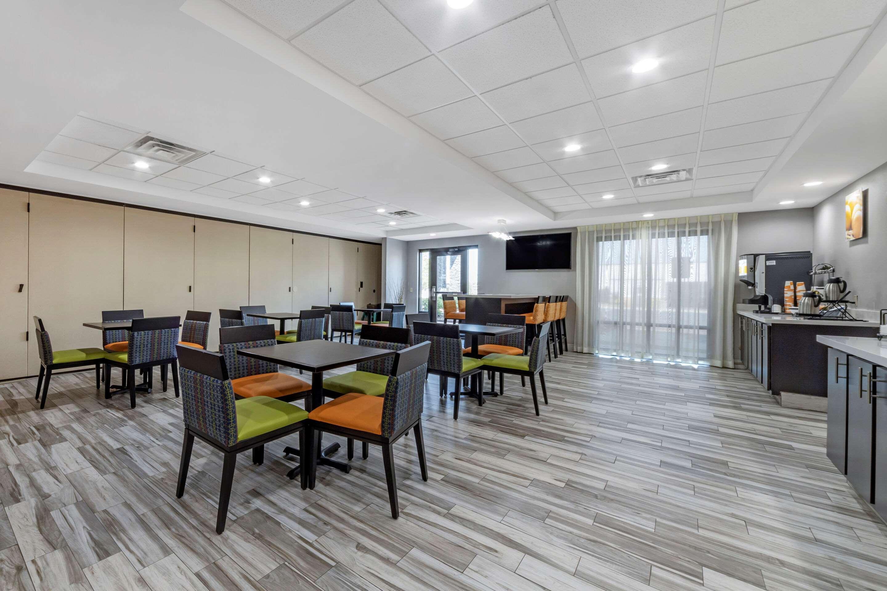 Garner Hotel Oklahoma City - Quail Springs By Ihg Bagian luar foto