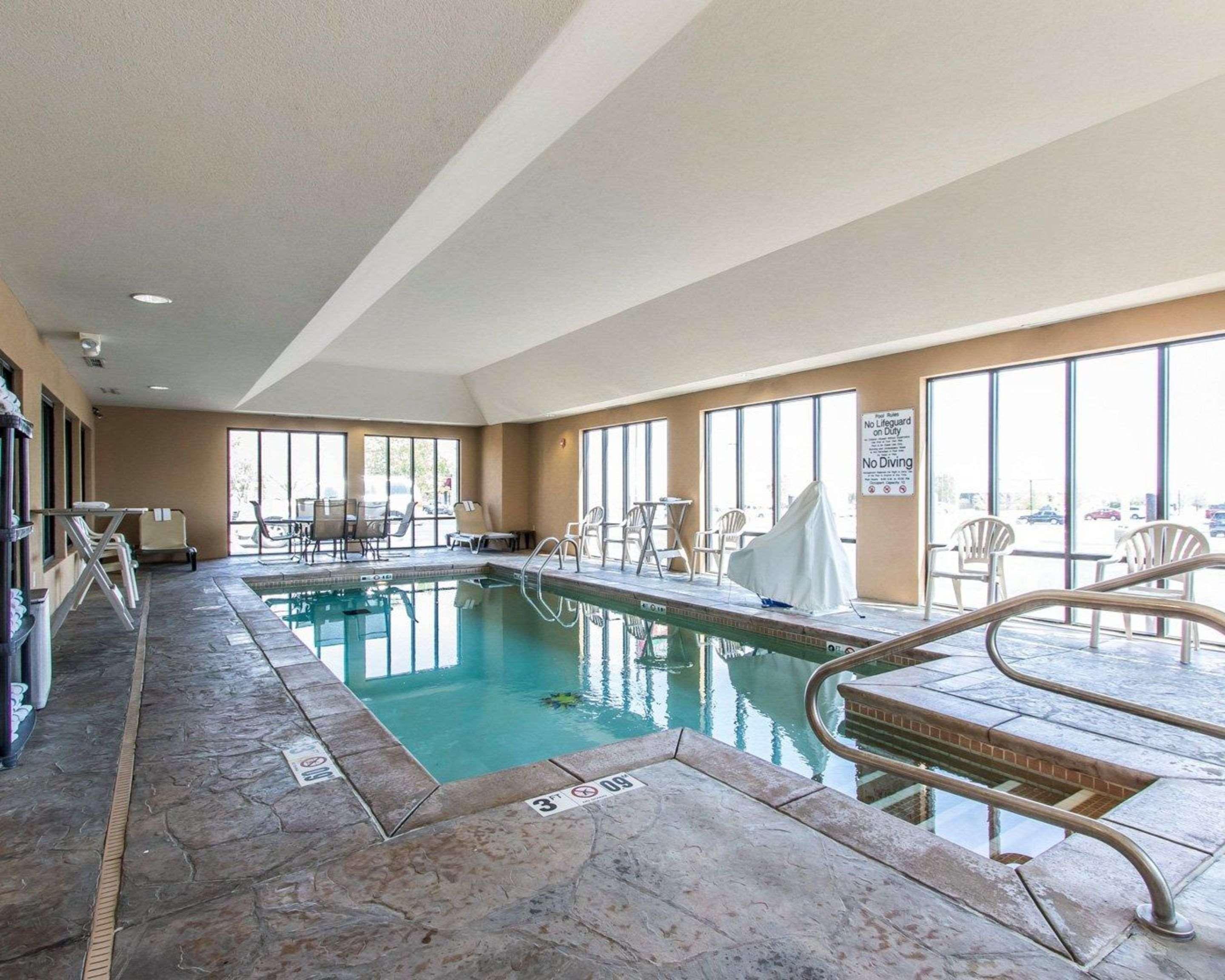 Garner Hotel Oklahoma City - Quail Springs By Ihg Bagian luar foto